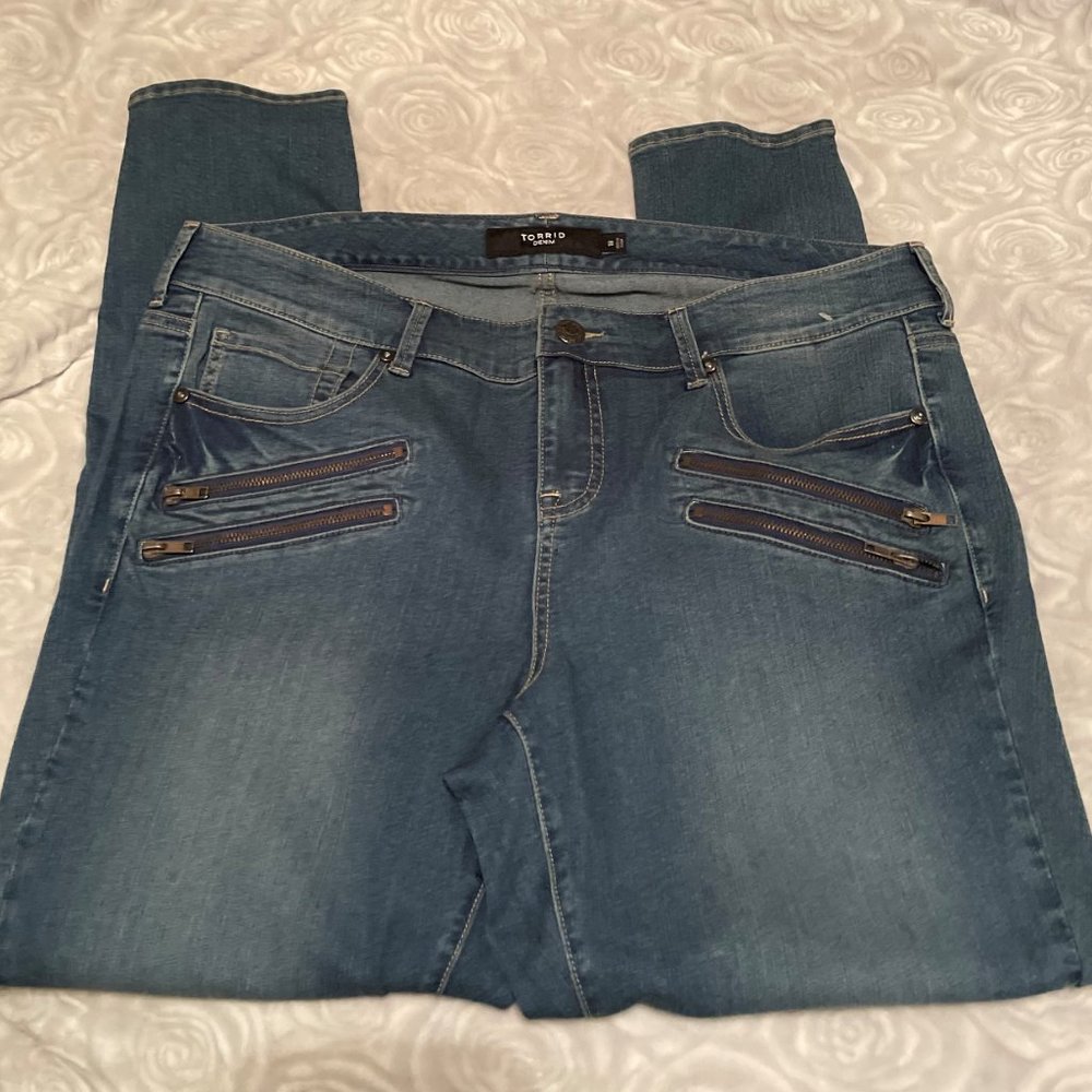 Torrid Stretch Jeans Tapered Ankles (P173) - Picture 2 of 6